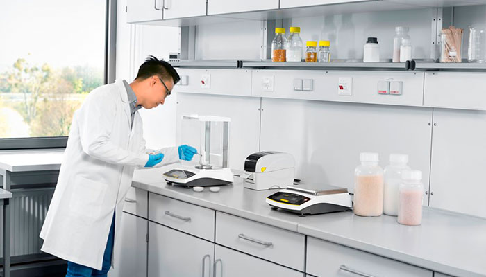 میز ترازوی آزمایشگاهی